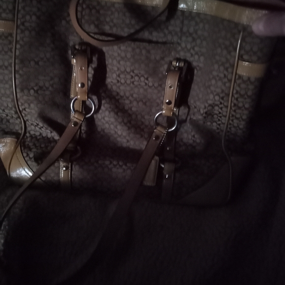 Coach Signature Tan Jaquard British Gallery Tote - Picture 7 of 8